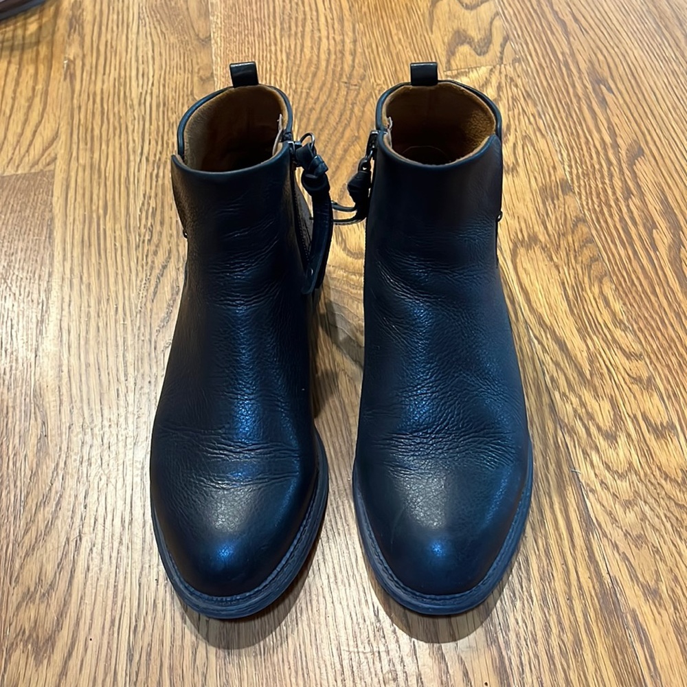 Black booties!